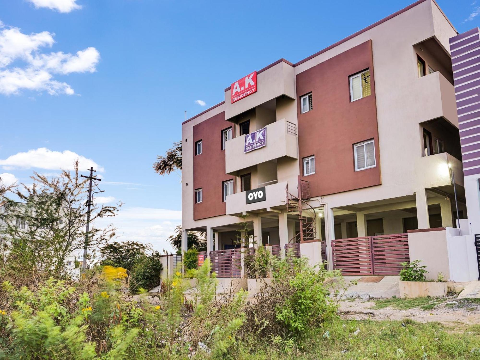 Hotel O A K Residency Κοϊμπατόρε Εξωτερικό φωτογραφία